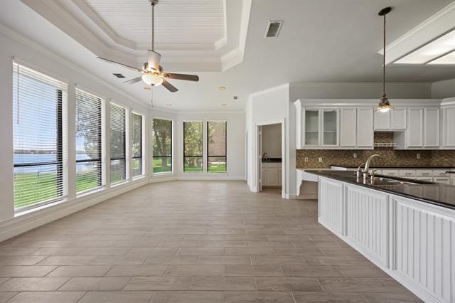 Building Photo - 2318 Southbay Cir