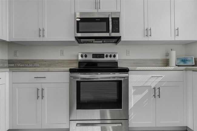 Building Photo - 10158 SW 228th Terrace