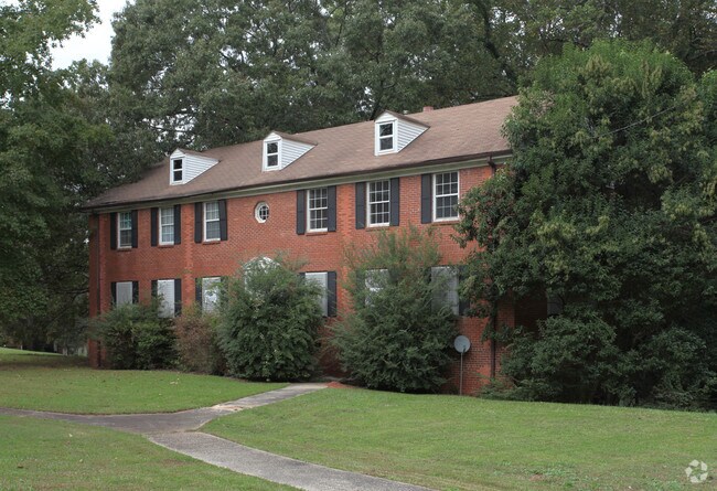 Primary Photo - Forrest Heights Apartments