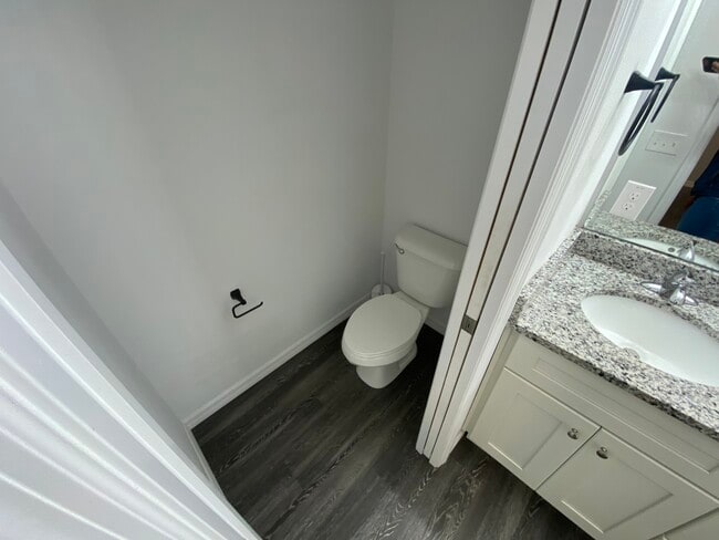 Building Photo - 20 Malauka Cir