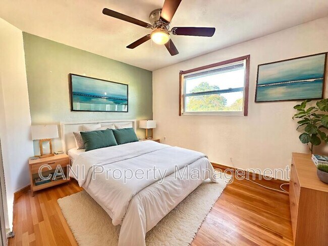 Building Photo - 575 E Compton Ct