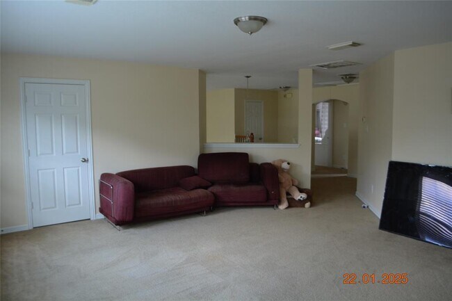 Building Photo - 8307 Red Rooster Ln