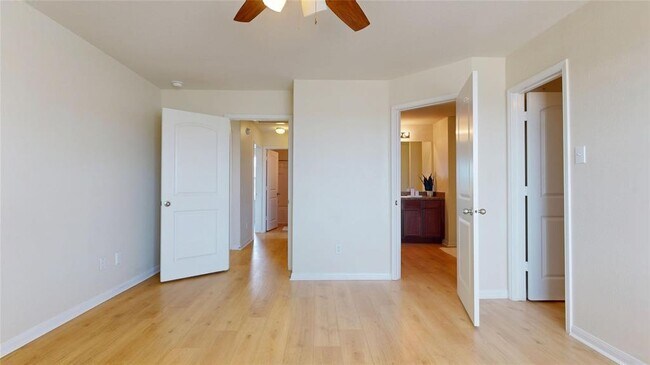 Building Photo - 2429 Regatta Ln