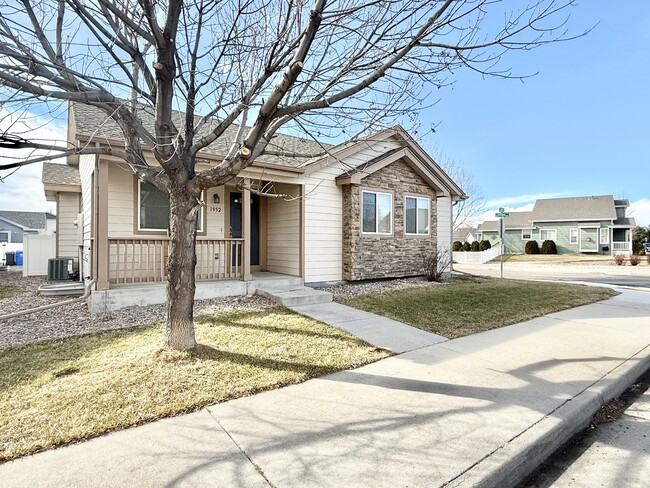 Building Photo - 1952 E 11th St