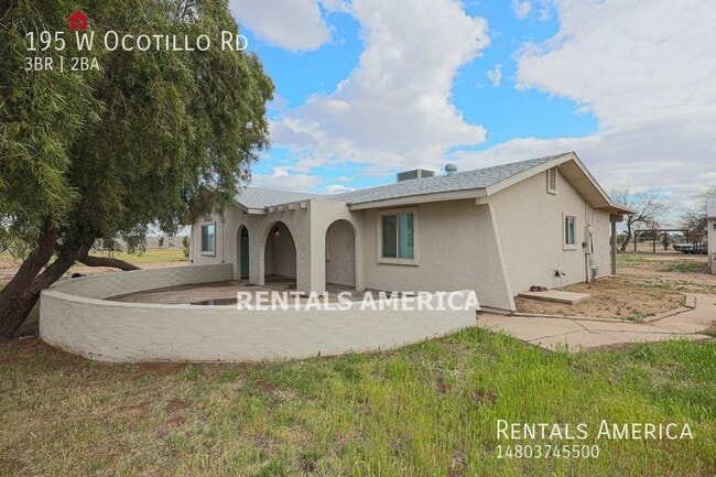 Primary Photo - 3 ACRE Horse Property with 3bed 2 bath Hom...