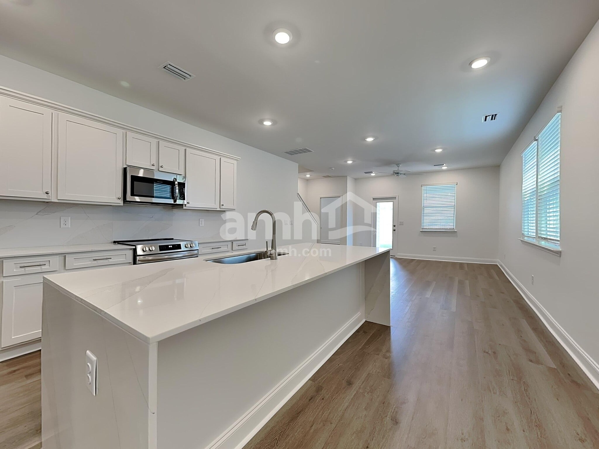 Building Photo - 168 Portside Pk Dr