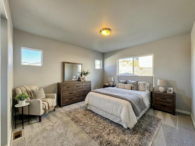 Building Photo - 8633 Noreen Falls Dr