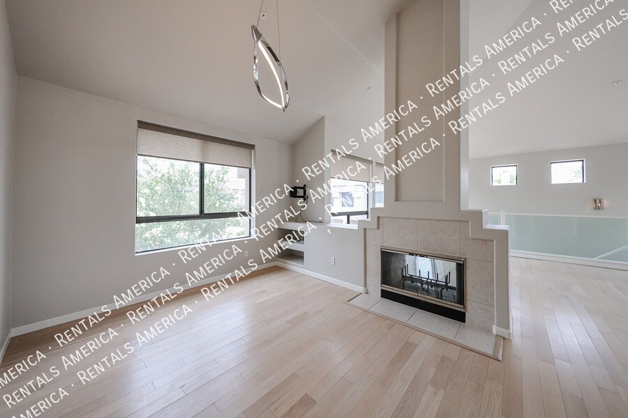 Building Photo - 7400 E Gainey Club Dr
