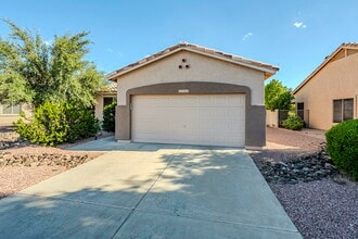 Building Photo - 4269 E Cassia Ln