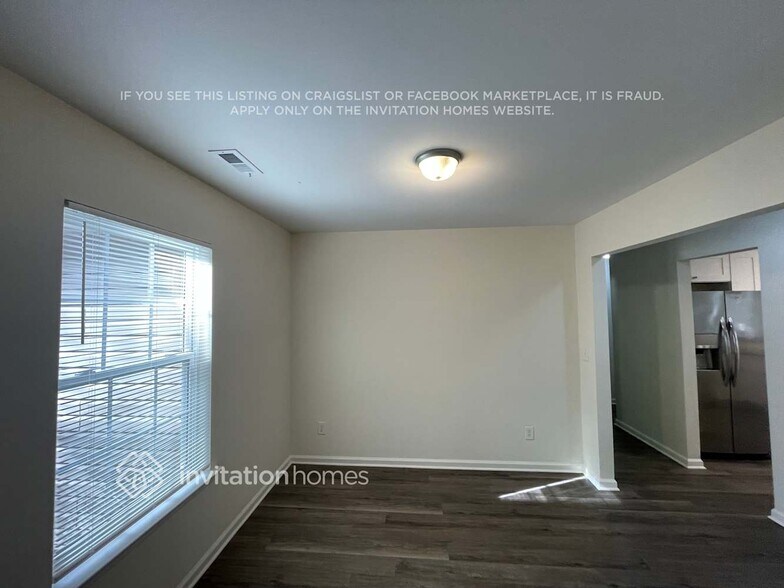 Building Photo - 721 Carly Court