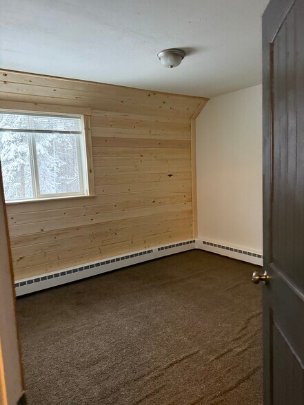 Building Photo - 771 Rifle Rd