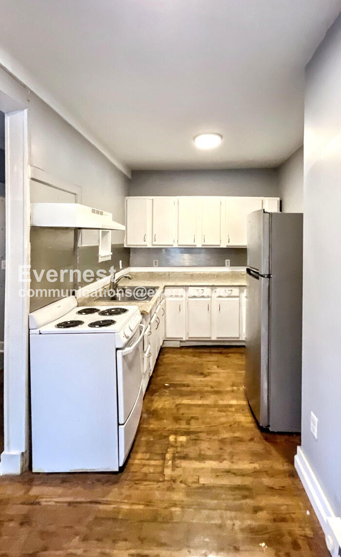 Building Photo - 32 Woodlawn Dr