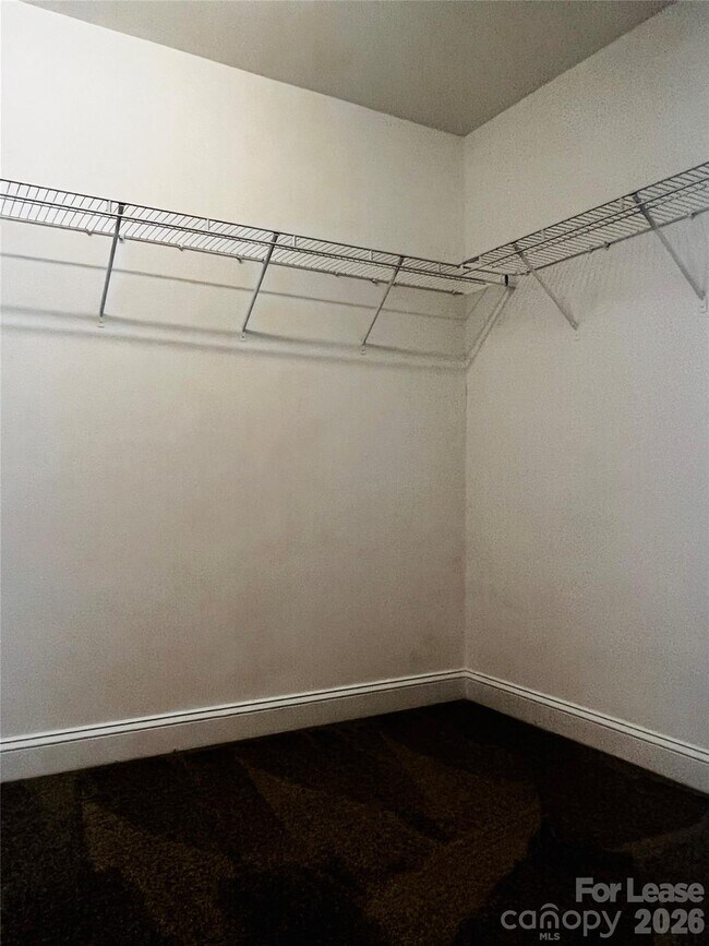 Building Photo - 12918 Tahoe Dr