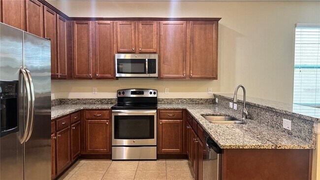 Building Photo - 13833 Bridgewater Crossings Blvd