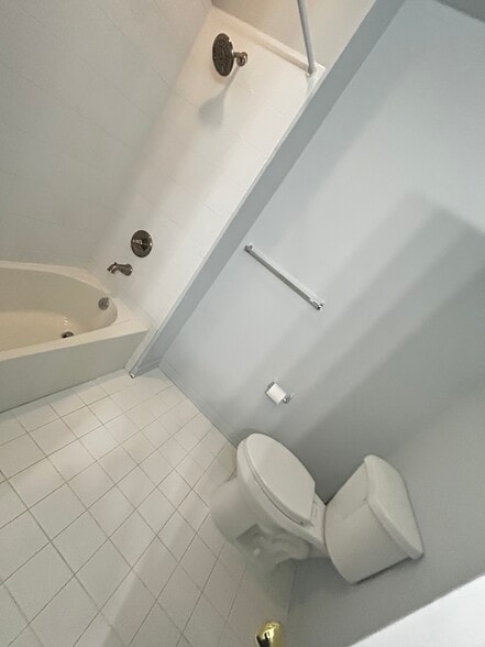 Building Photo - 171 Winchester Ct