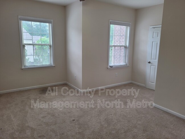 Building Photo - 4808 Blue Elm Ln