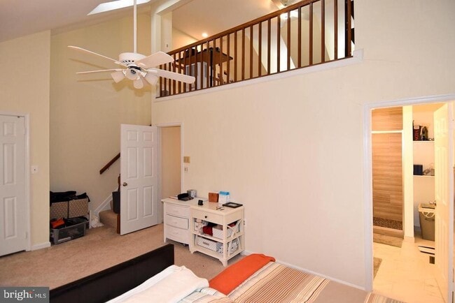 Building Photo - 5449 Grove Ridge Way