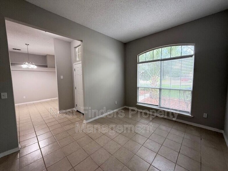 Building Photo - 816 Brookstone Ct