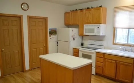 Building Photo - 8921 Olive Ln N