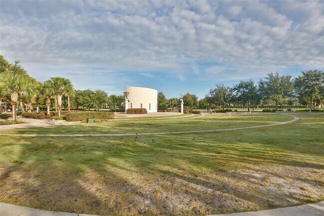 Building Photo - 15843 Fishhawk View Dr
