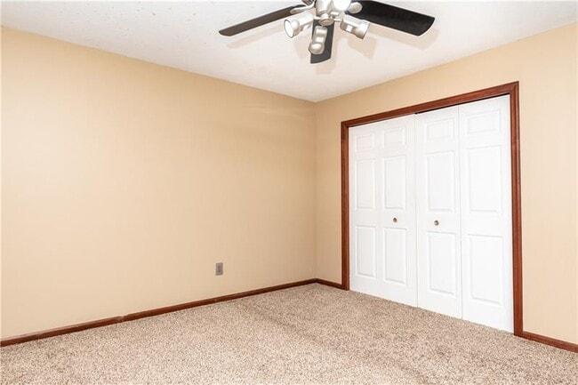 Building Photo - 238 Cumberland Dr
