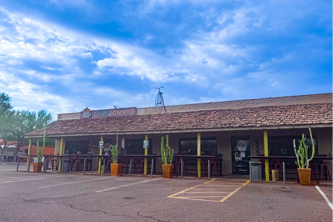 Building Photo - 3Bed/2Bath Home In Cave Creek! Move-In Rea...
