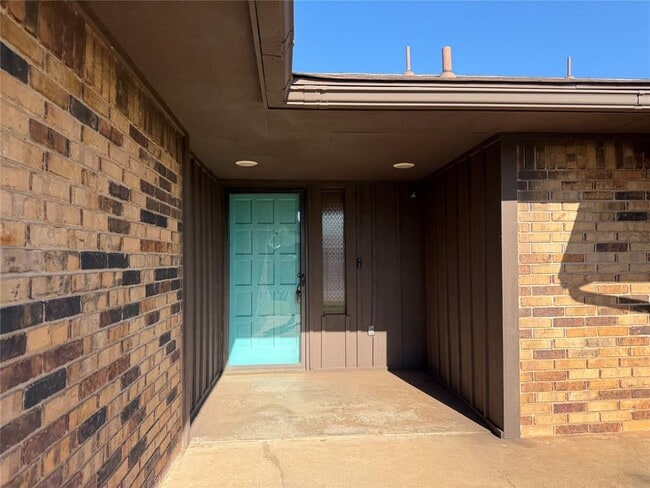 Building Photo - 33 Peterson Dr