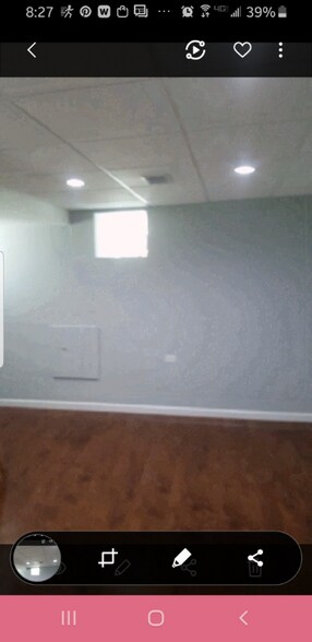 Building Photo - 4459 S Oakenwald Ave