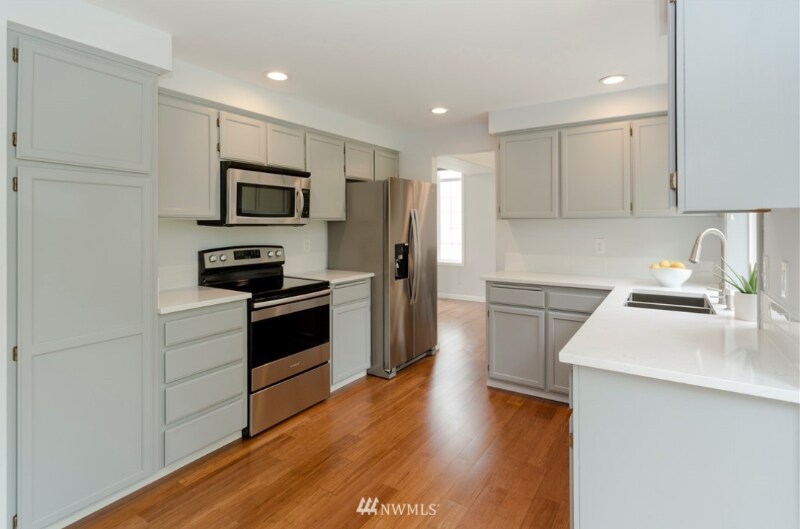 Building Photo - 2319 210th St SE