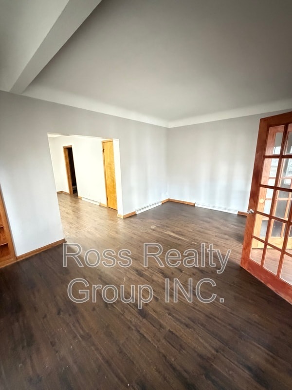 Building Photo - 413 Sandusky St