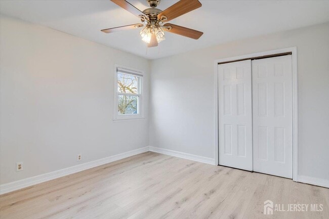 Building Photo - 3316 Beverly Rd