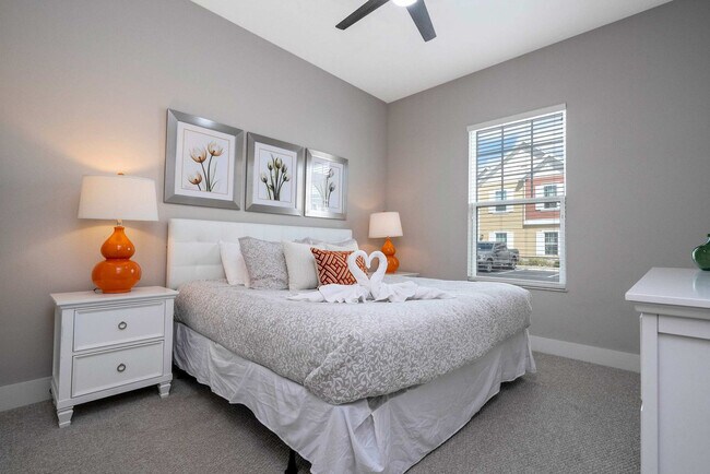 Building Photo - 7592 Sunny Dreams Ln