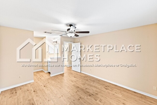 Building Photo - 1804 Easton Dr