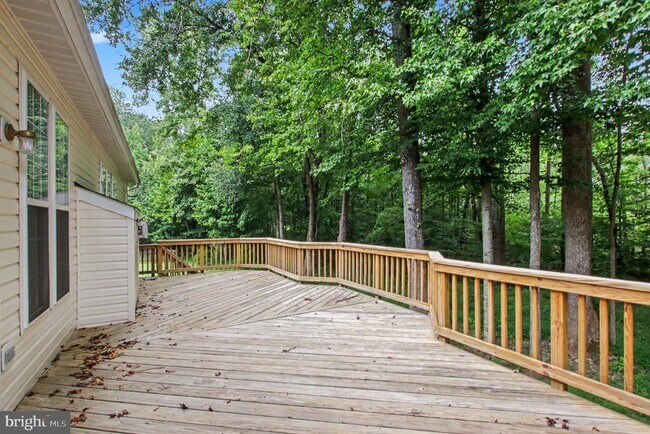 Building Photo - 3915 Carlyle Ct