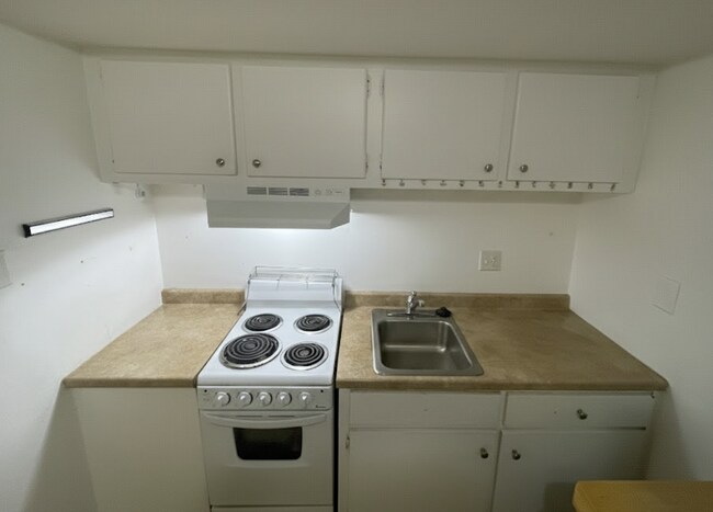 Building Photo - 4800 Ocean Beach Blvd