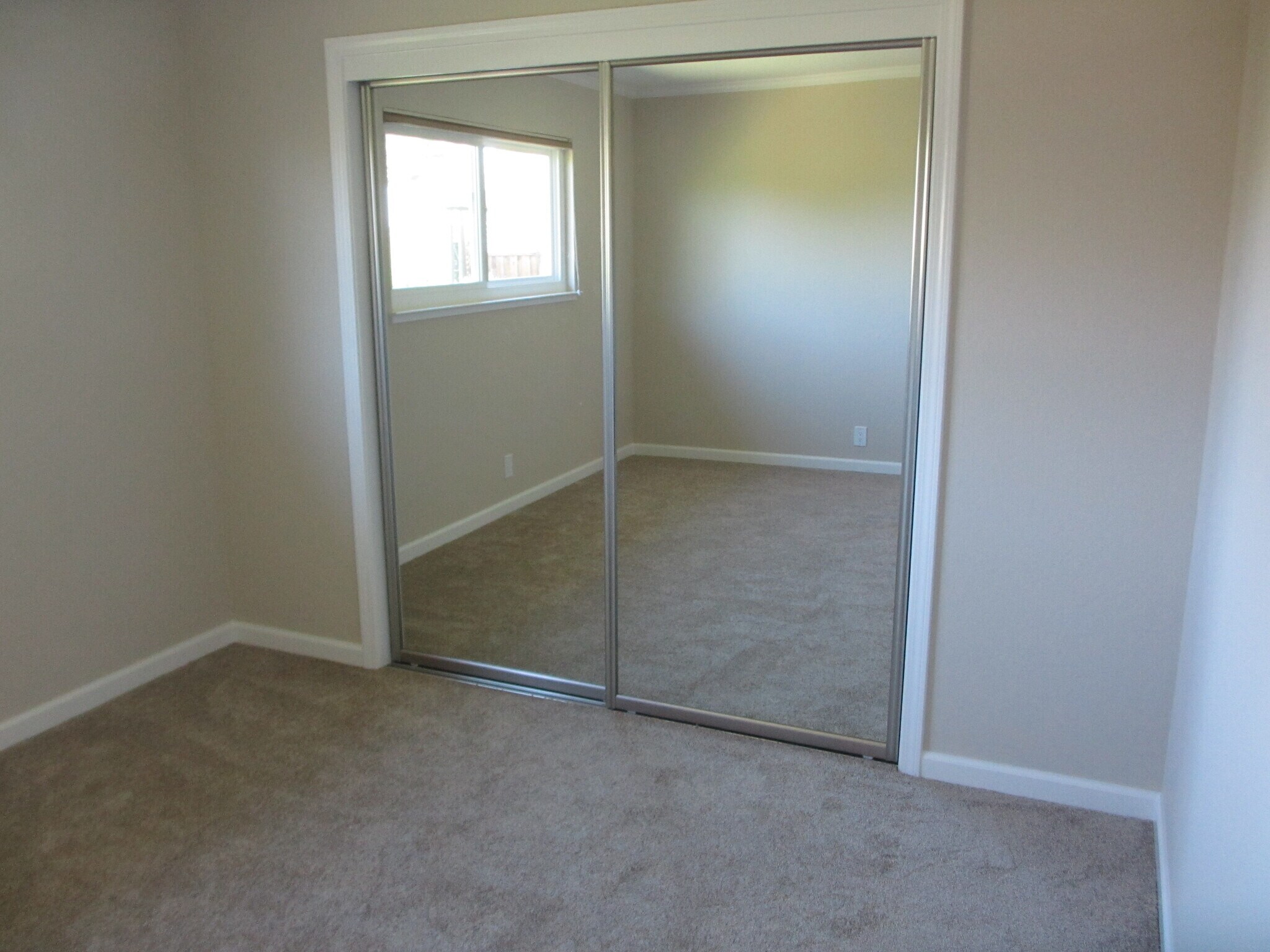 Building Photo - 1141 Dunford Way