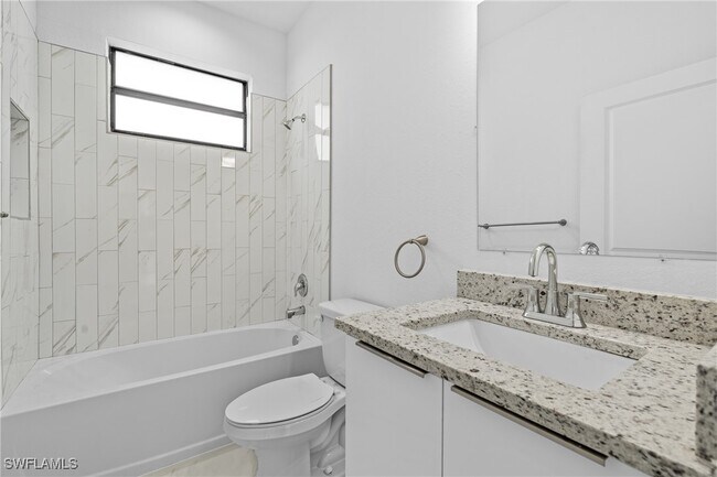 Building Photo - 933 Gleason St