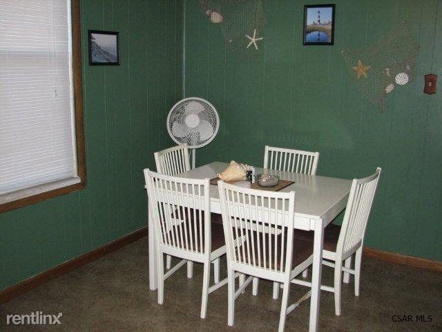 Building Photo - 4 br, 2 bath House - 457 Strayer Street,