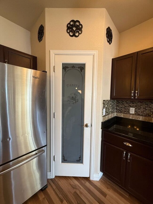 Building Photo - 5-bedroom home with expansive mountain views!