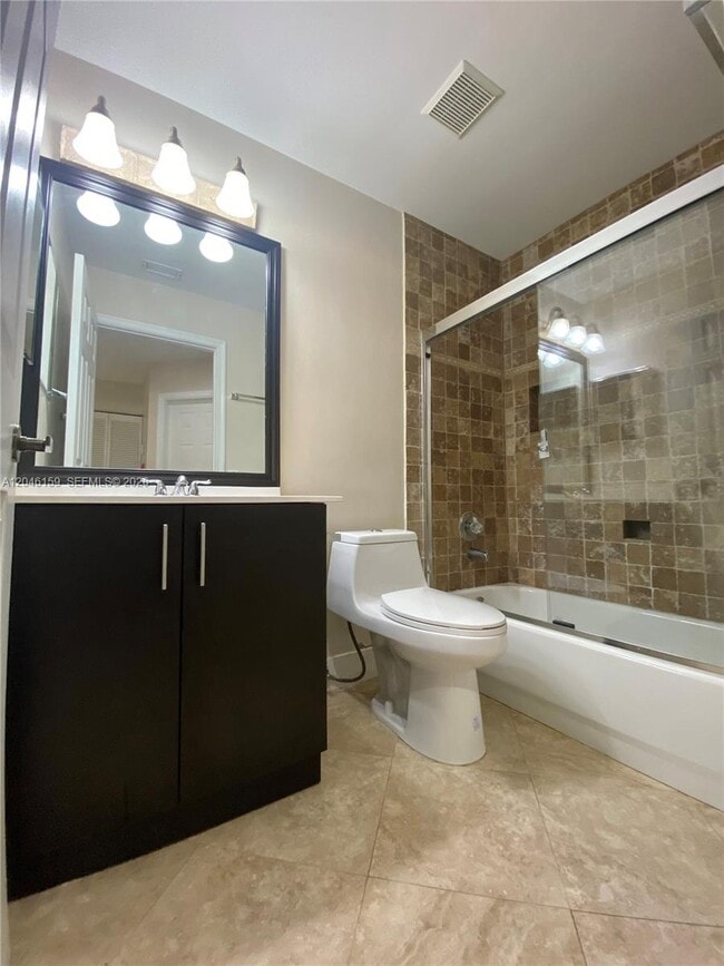 Building Photo - 837 Tanglewood Cir