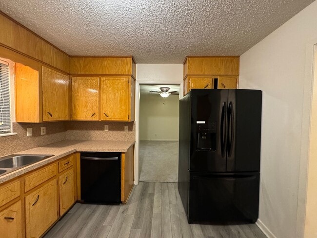 Building Photo - 4-Bedroom House for Rent in Killeen