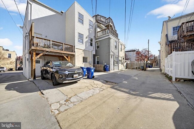 Building Photo - 7 E Fort Ave