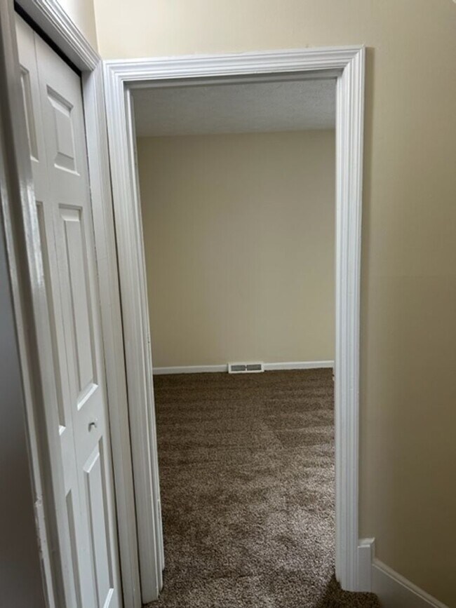 Building Photo - East Hills Townhome.    07072026