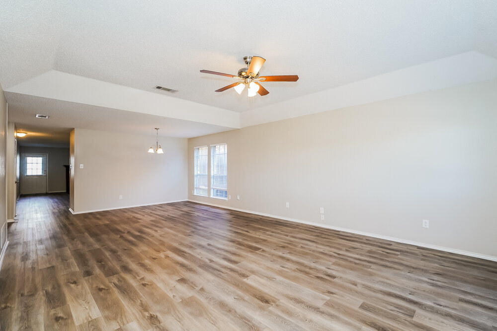 Building Photo - 4813 Cable Dr