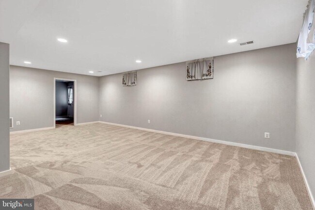 Building Photo - 26161 Rachel Hill Dr