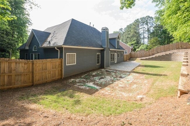 Building Photo - 1512 Fallen Leaf Ct SW