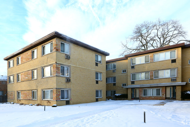 Building Photo - 2001-2015 Howard St