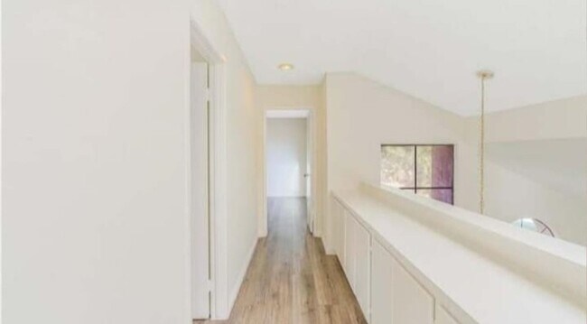 Building Photo - 1141 Vía Antibes