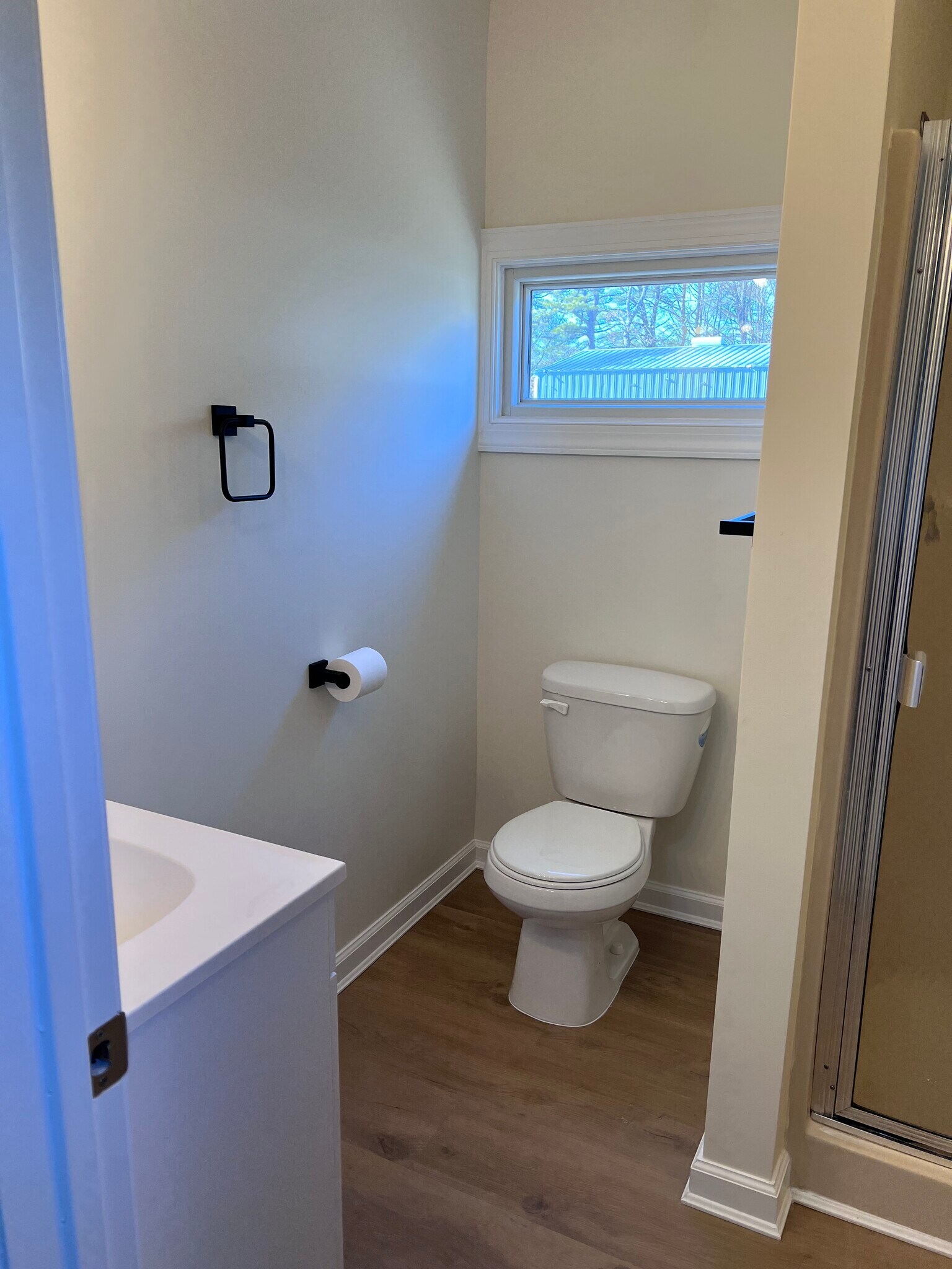 Building Photo - 707 Tuckahoe Rd