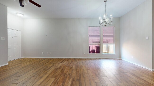 Building Photo - 16611 Cheshire Grove Ln